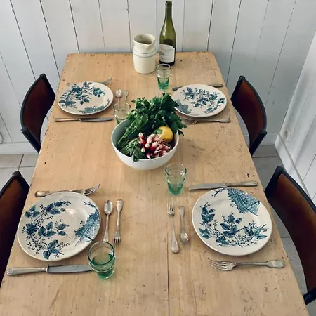 Feriehus Charming Fisherman's In Ars En Re