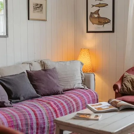 Charming Fisherman's In Ars En Re Semesterbostad *
