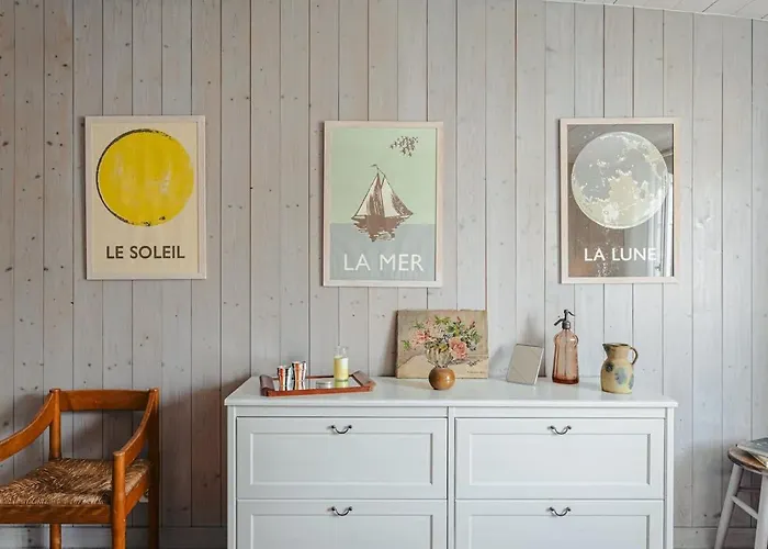 Charming Fisherman's In Ars En Ré